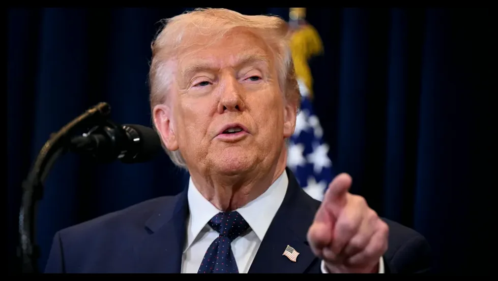 شکایت MS NOW، CNN و Politico از کاخ سفید به دلیل نقض متمم اول قانون اساسی آمریکا